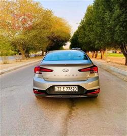 هیوندای ئەلەنترا